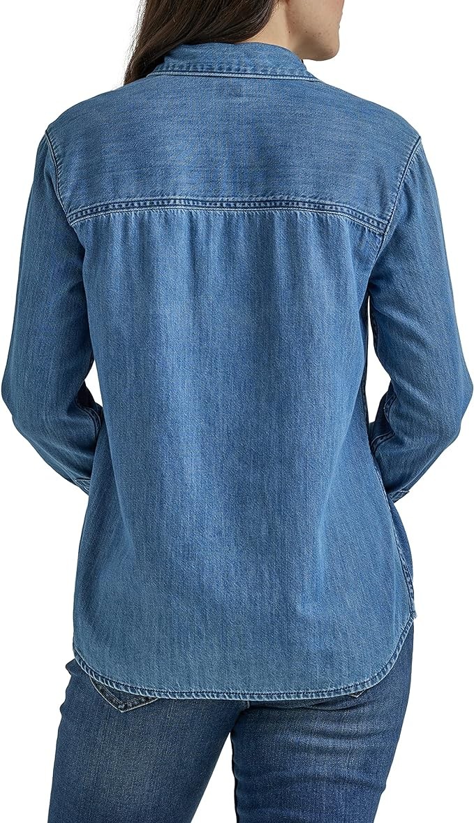 Lee Women's Legendary Long Sleeve All Purpose Button Down Shirt